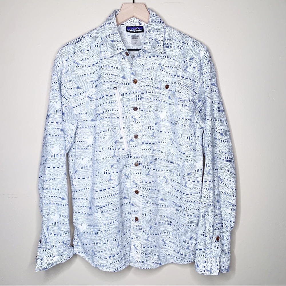 Patagonia Koi Print  Button down